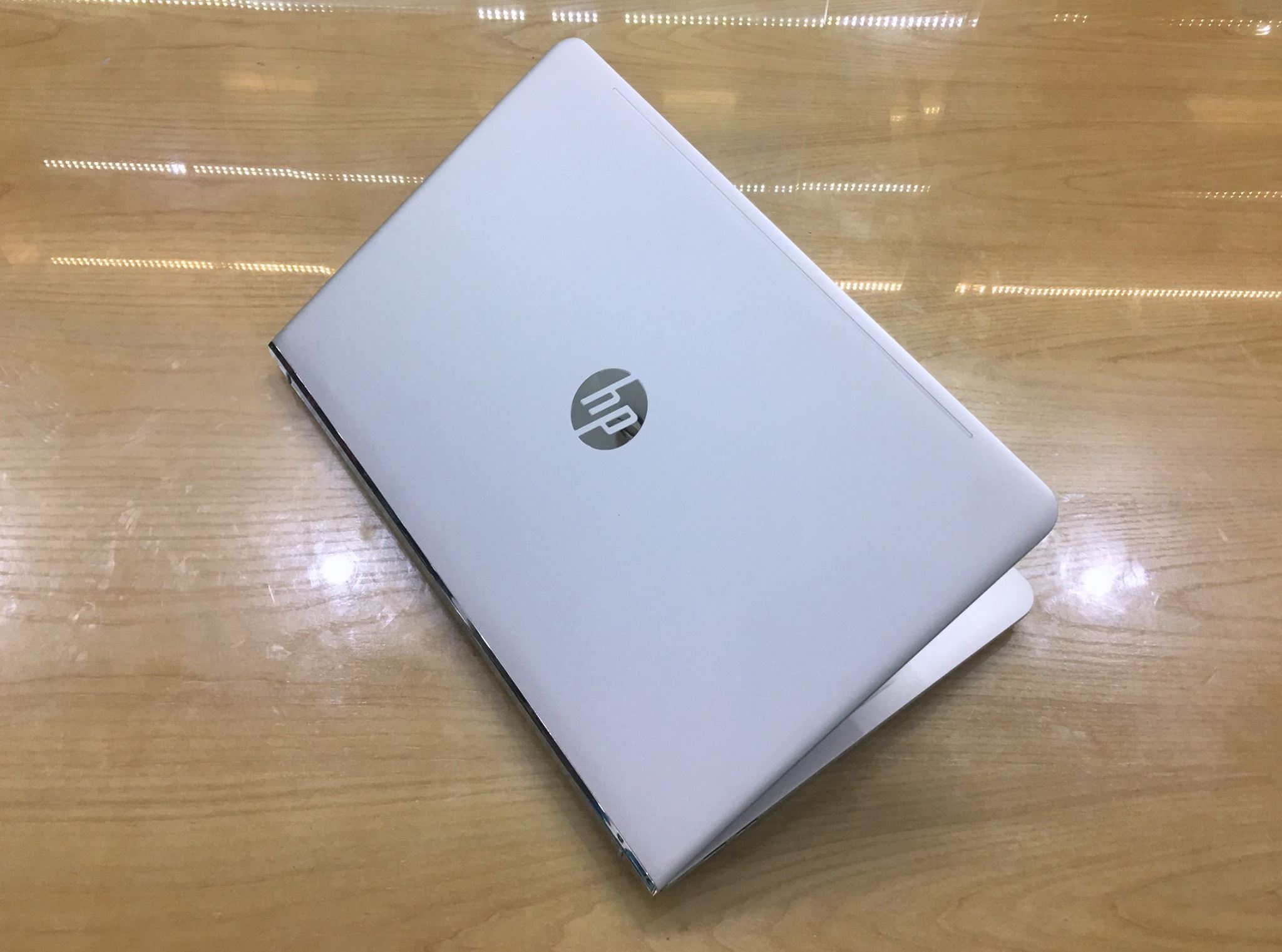 Laptop HP Envy 15 2016 i5.jpg